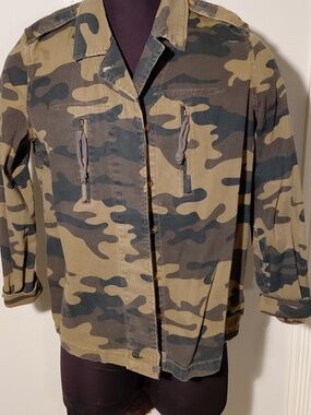 Men's Camo Utility Jacket - Olive/Black